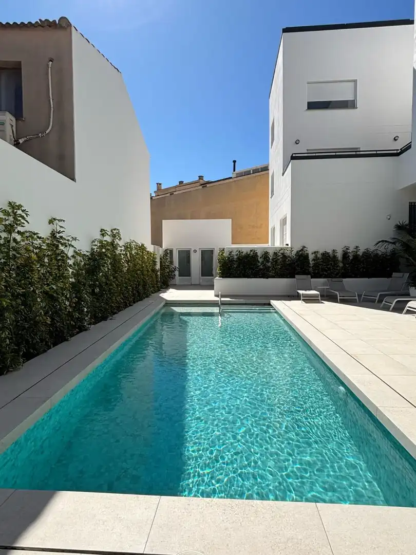 Piscina de Dúplex de alquiler en L'Alfàs del Pi con Aire acondicionado, Terraza y Trastero