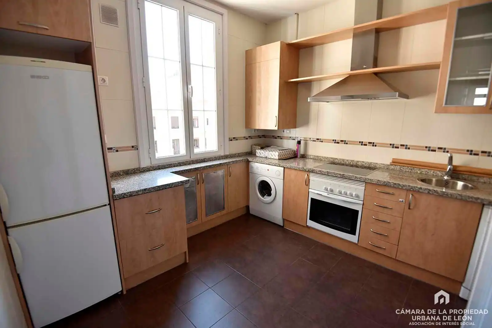 Cocina de Piso de alquiler en León Capital  con Calefacción