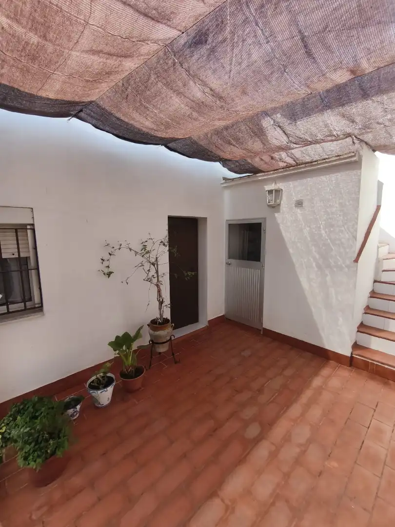 Casa adosada en venta en Utrera con Amueblado