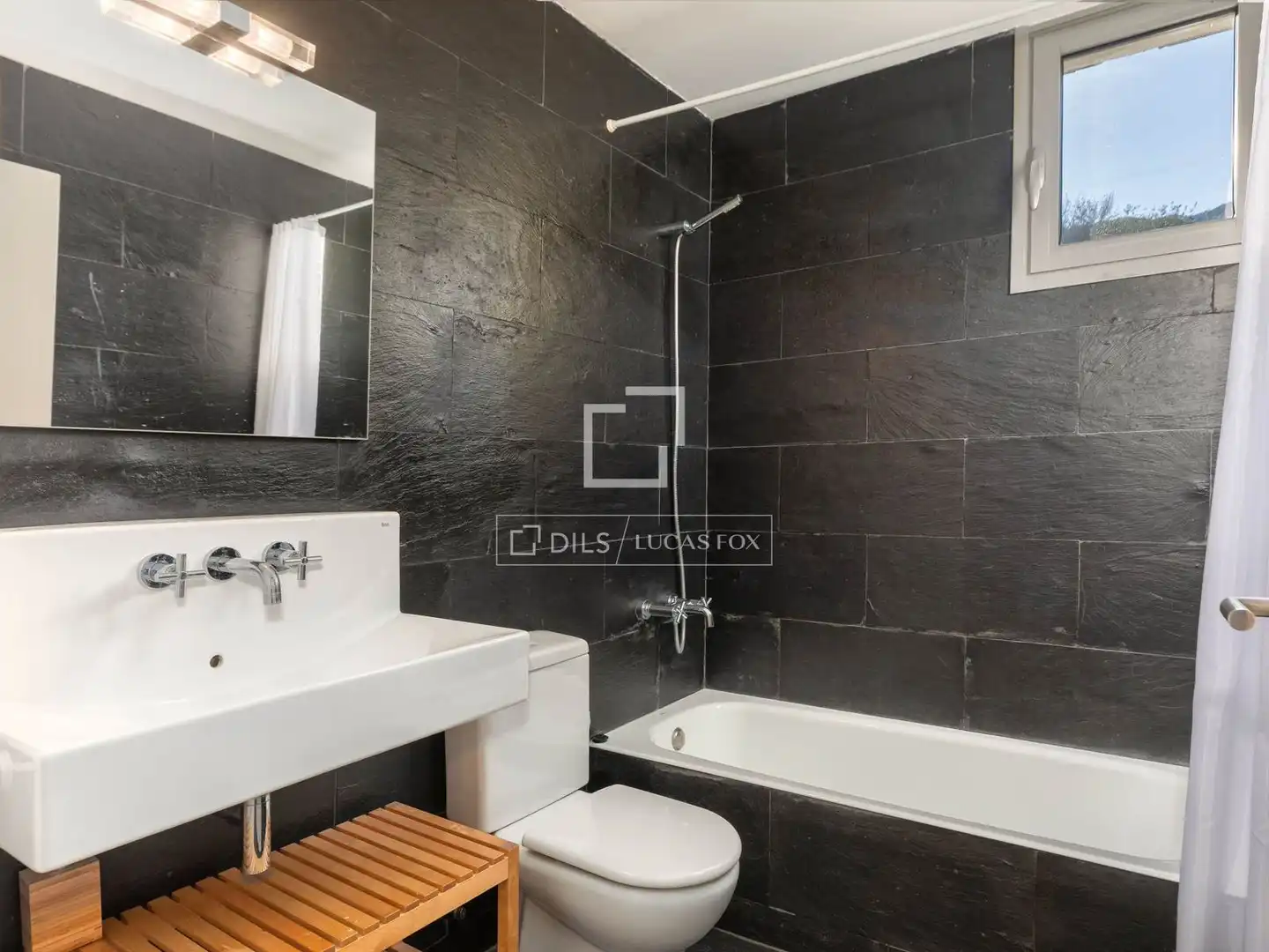 Bathroom of Houses for sale in El Port de la Selva  with Heating, Private garden and Terrace