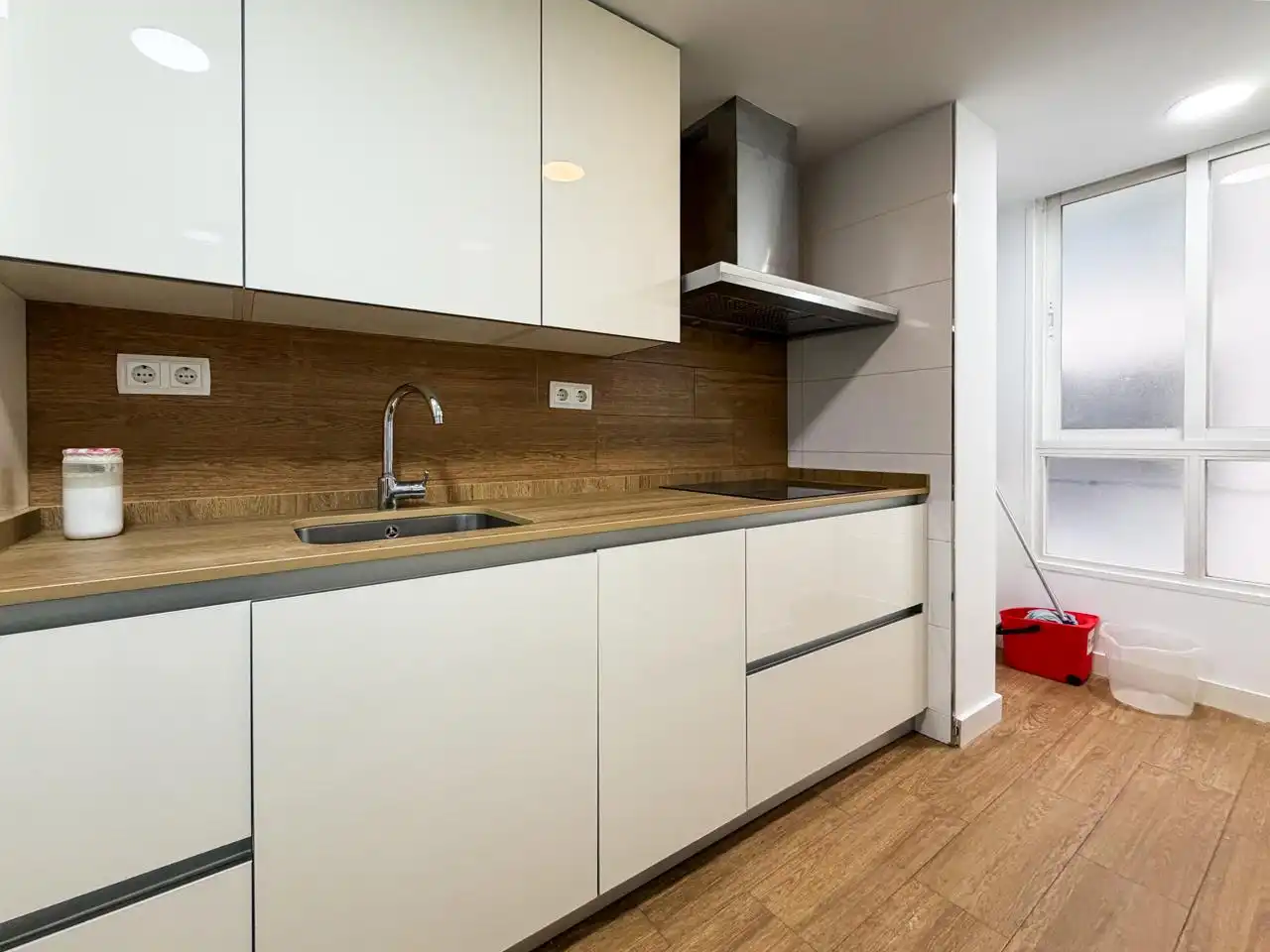 Küche von Wohnung zur Miete in Madrid mit Klimaanlage und Heizung