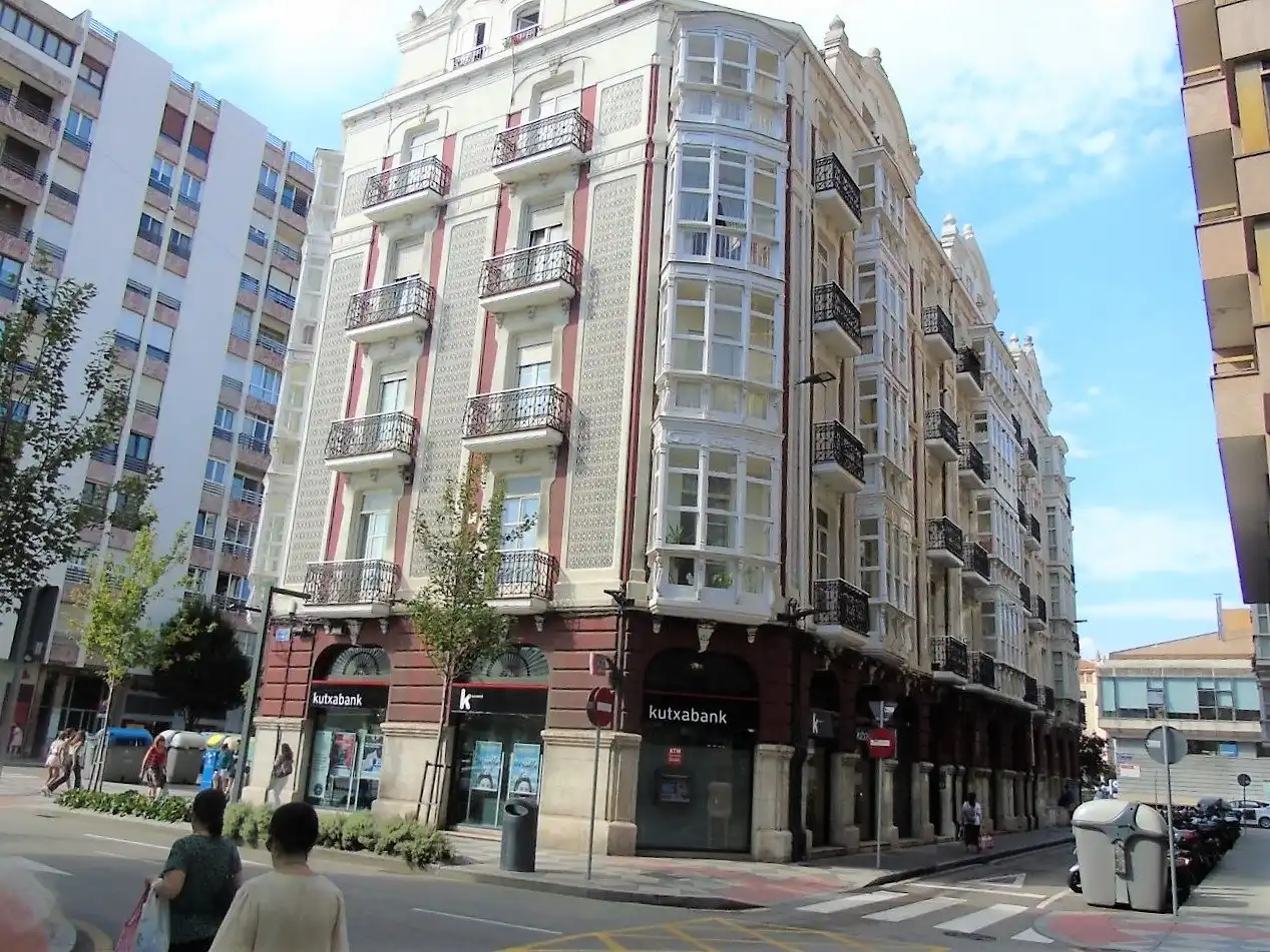Piso con terraza en venta en Centro - Ayuntamiento, imagen 3