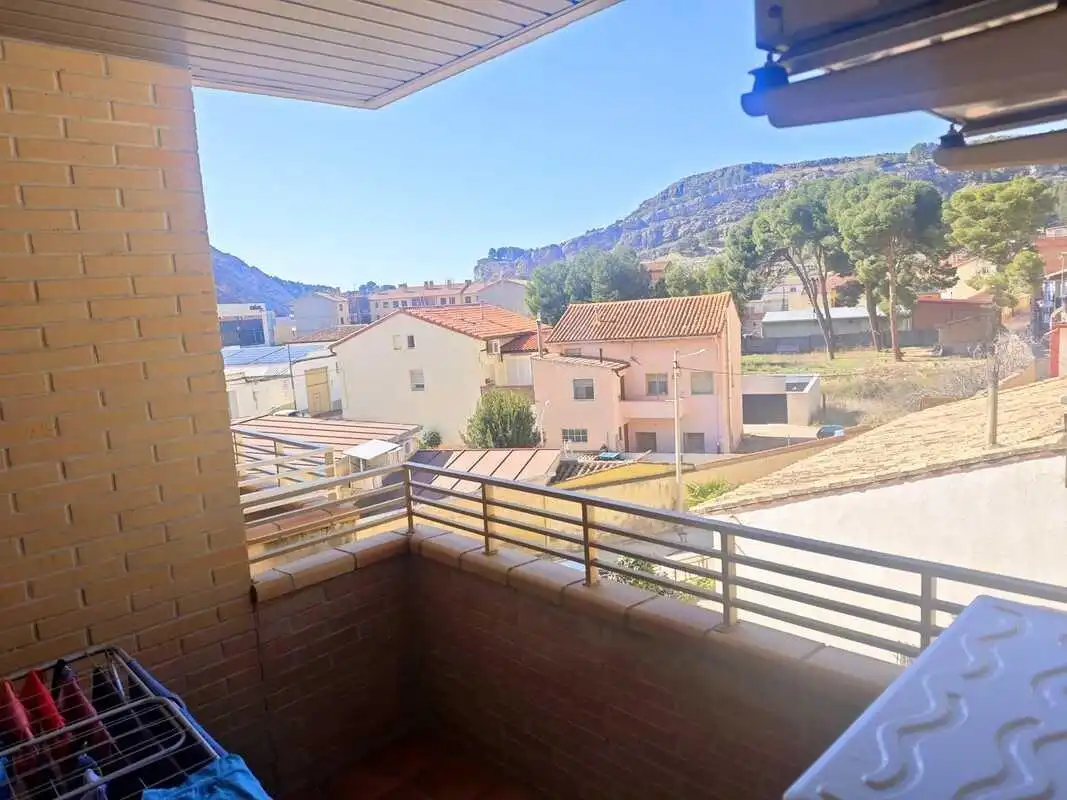 Vista exterior de Pis en venda en Alhama de Aragón