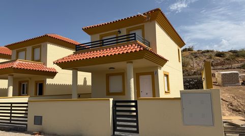 Obra nueva en Abla con jardín, terraza y vistas al entorno