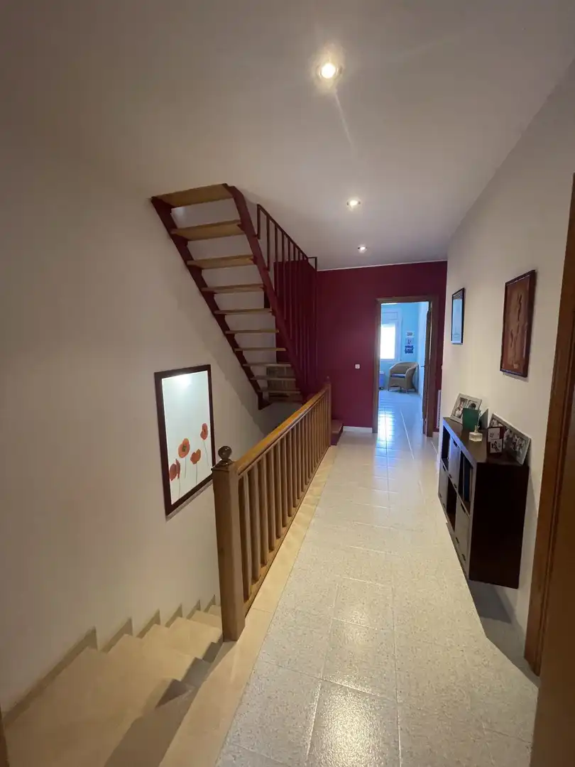 Casa adosada en venta en Porqueres con Aire acondicionado, Terraza y Balcón