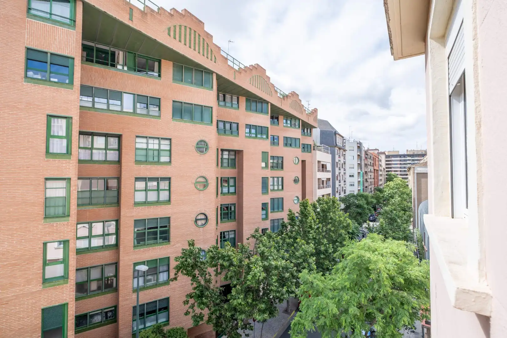 Vista exterior de Piso en venta en Zaragoza con Calefacción y Parquet