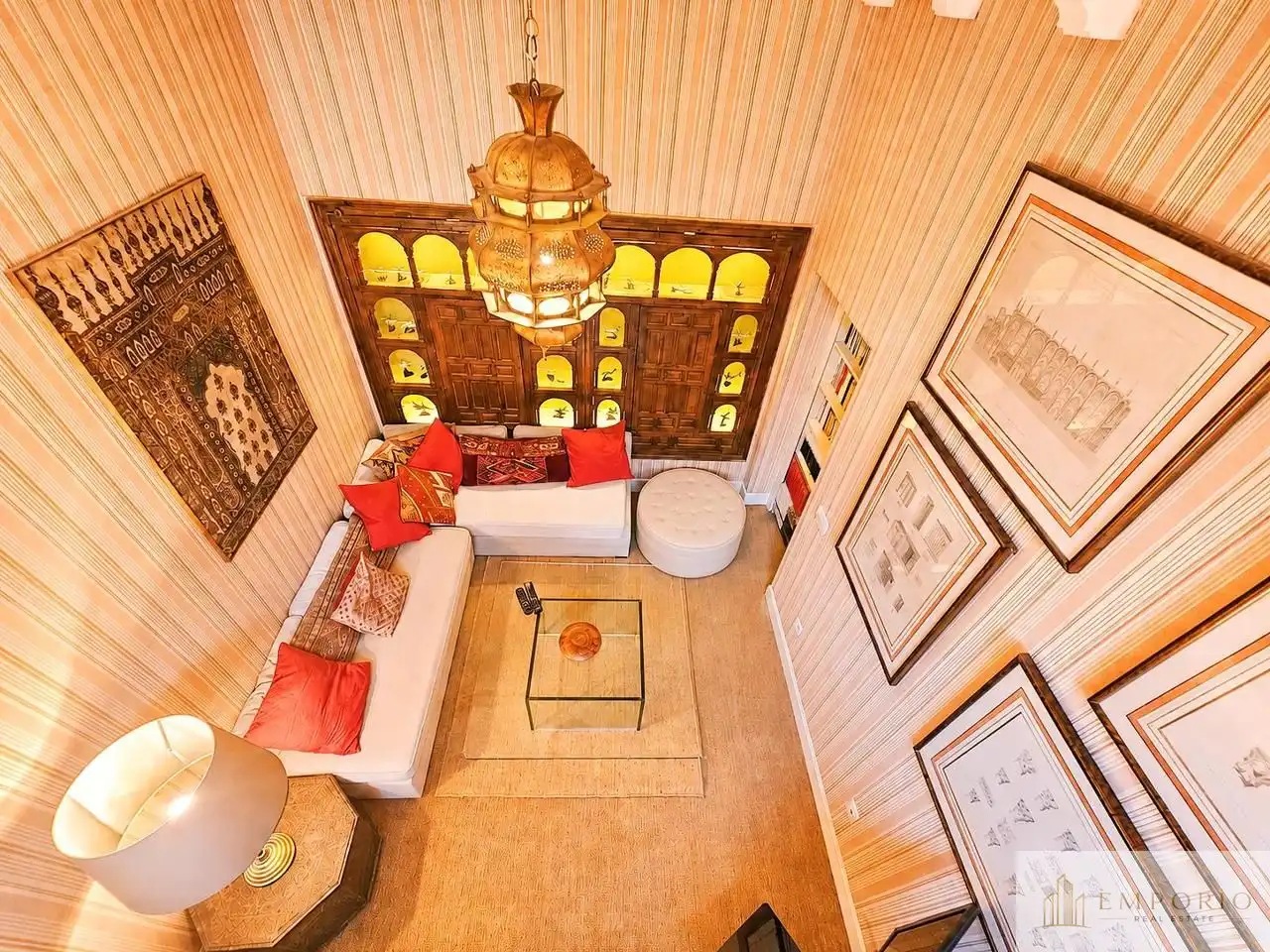 Sala d'estar de Casa adosada en venda en Madrid amb Aire condicionat, Calefacció i Terrassa