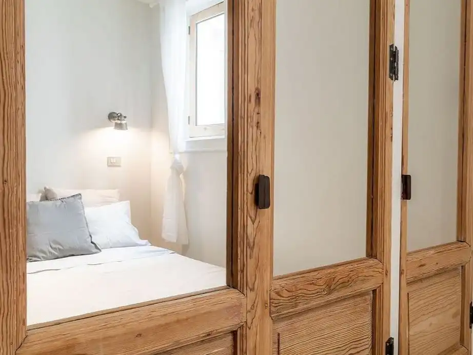 Bedroom of Apartments for rent in Badalona  with Parquet flooring, Storage room and Furnished