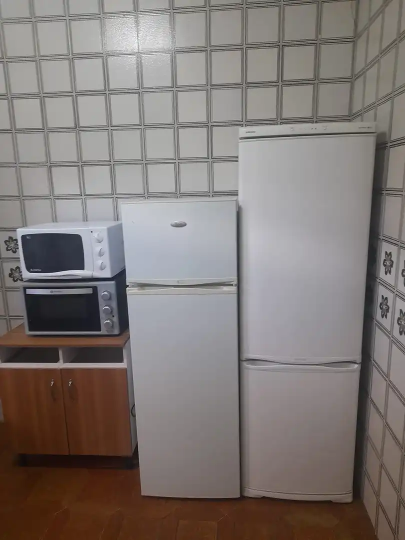 Cocina de Casa o chalet en venta en Brenes con Aire acondicionado, Jardín privado y Piscina