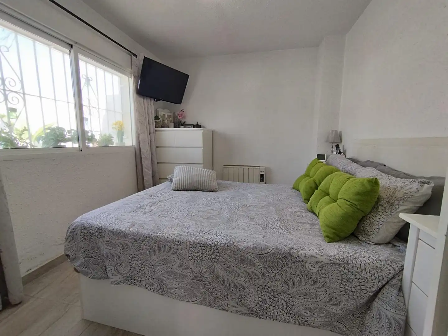 Chalet con piscina en venta en Los Balcones - Los Altos, imagen 31