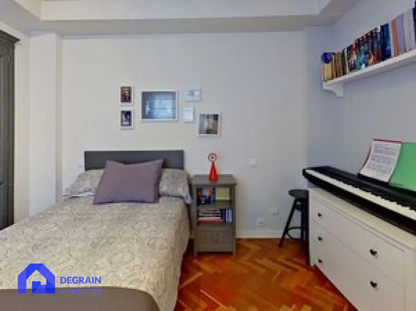 Bedroom of Flat for sale in Oviedo   with Heating and Storage room