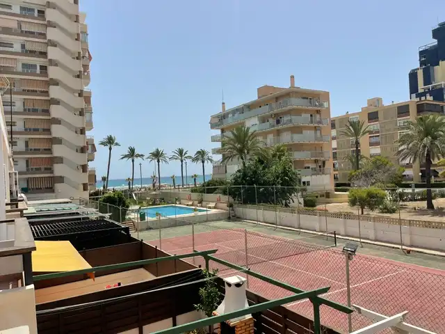 Vista exterior de Casa adosada de lloguer en Alicante / Alacant amb Aire condicionat, Calefacció i Terrassa