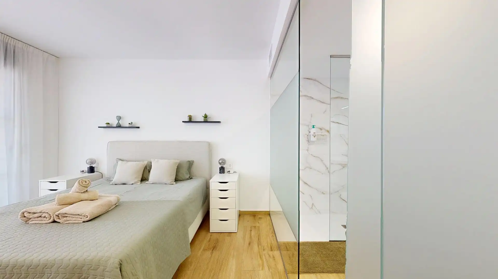 Dormitori de Apartament en venda en San Javier amb Aire condicionat, Terrassa i Moblat