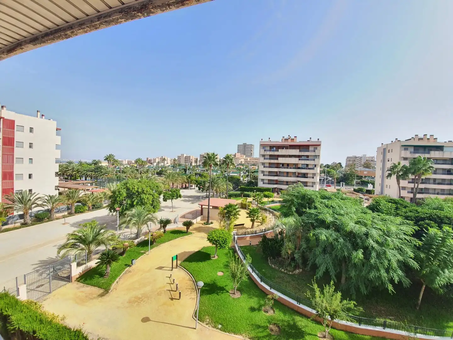 Apartamento con terraza en alquiler en Calle GRAN VIA 17, imagen 32
