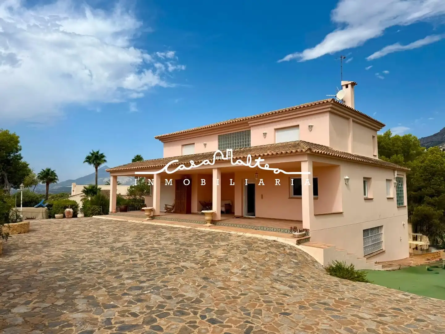 Vista exterior de Casa o chalet de alquiler en Altea con Calefacción, Jardín privado y Terraza