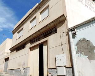 Vista exterior de Casa o xalet en venda en  Almería Capital amb Terrassa