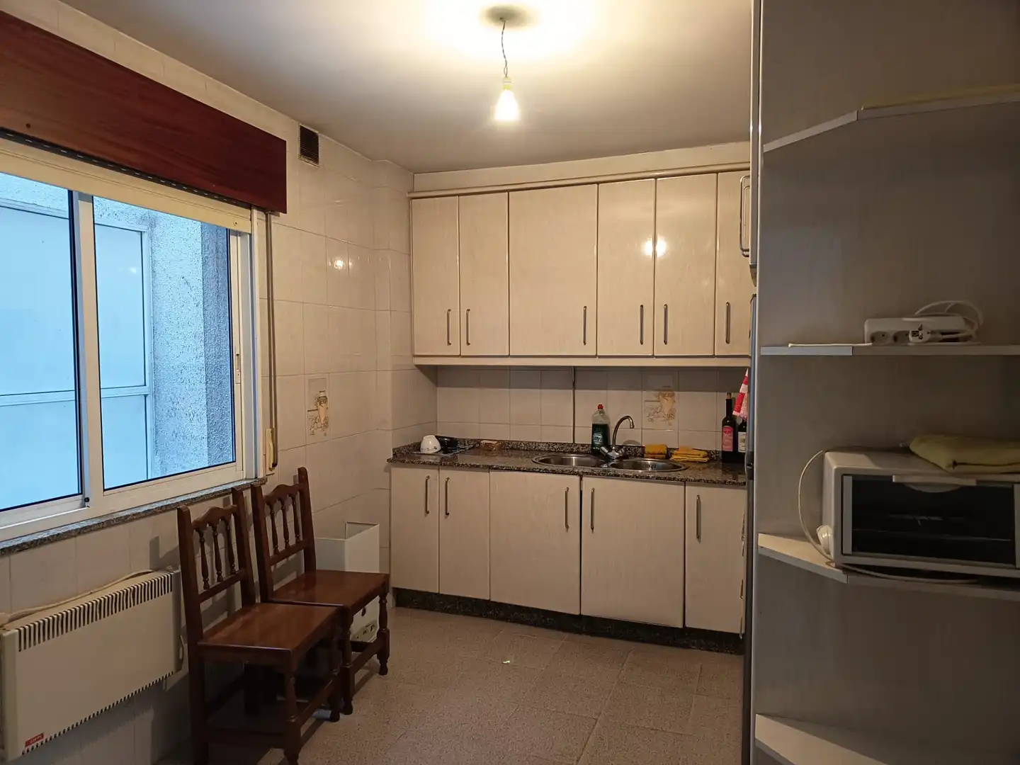 Cocina de Piso en venta en Monforte de Lemos con Calefacción, Trastero y Amueblado