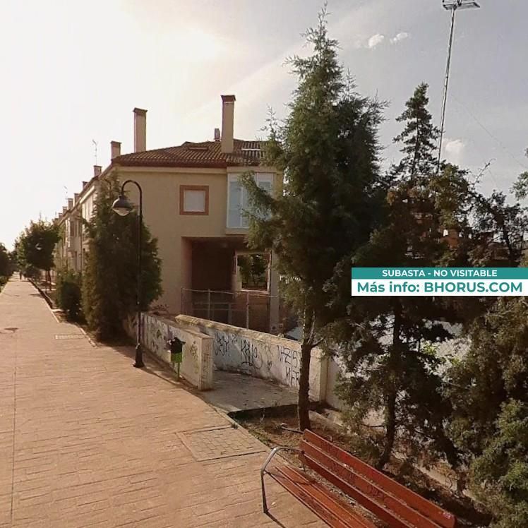 Vista exterior de Dúplex en venta en Arganda del Rey con Jardín privado y Piscina