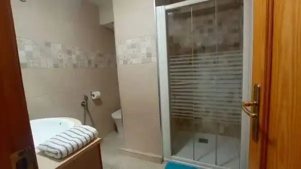 Bathroom of Flat for sale in Valencia  with Furnished and Balcony