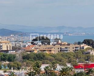 Vista exterior de Pis en venda en Torredembarra amb Aire condicionat, Calefacció i Terrassa