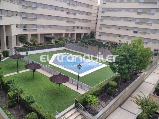 Swimming pool of Flat to rent in Getafe  with Air Conditioner, Swimming Pool and Furnished