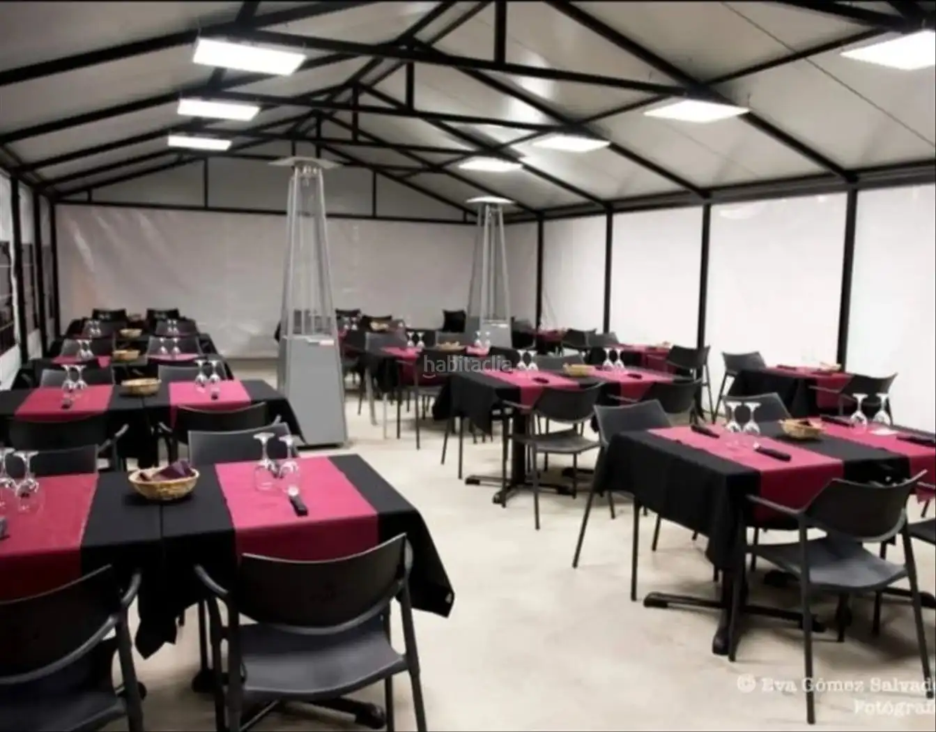 Local commercial à vendre à Avenida Costa Azul 8