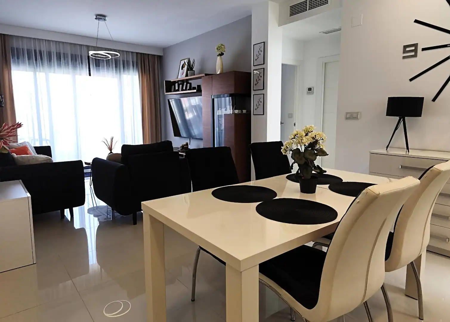 Comedor de Apartamento en venta en Pilar de la Horadada con Calefacción, Piscina y Amueblado