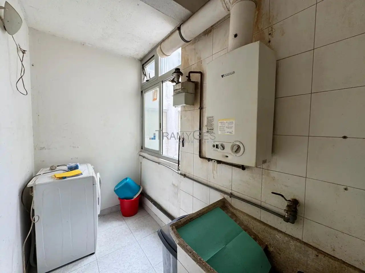 Flat for sale in Vigo   with Storage room