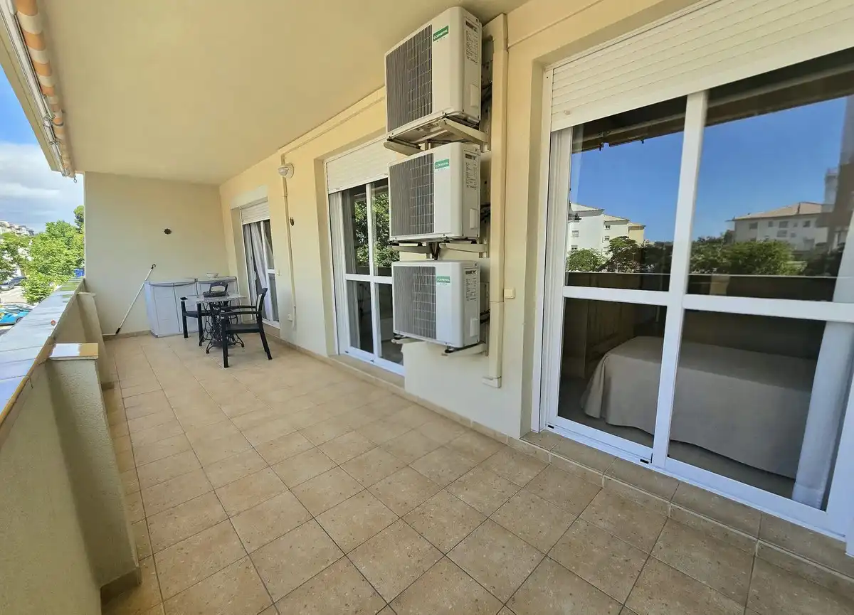 Apartment mit Pool zum Verkauf in hispanidad