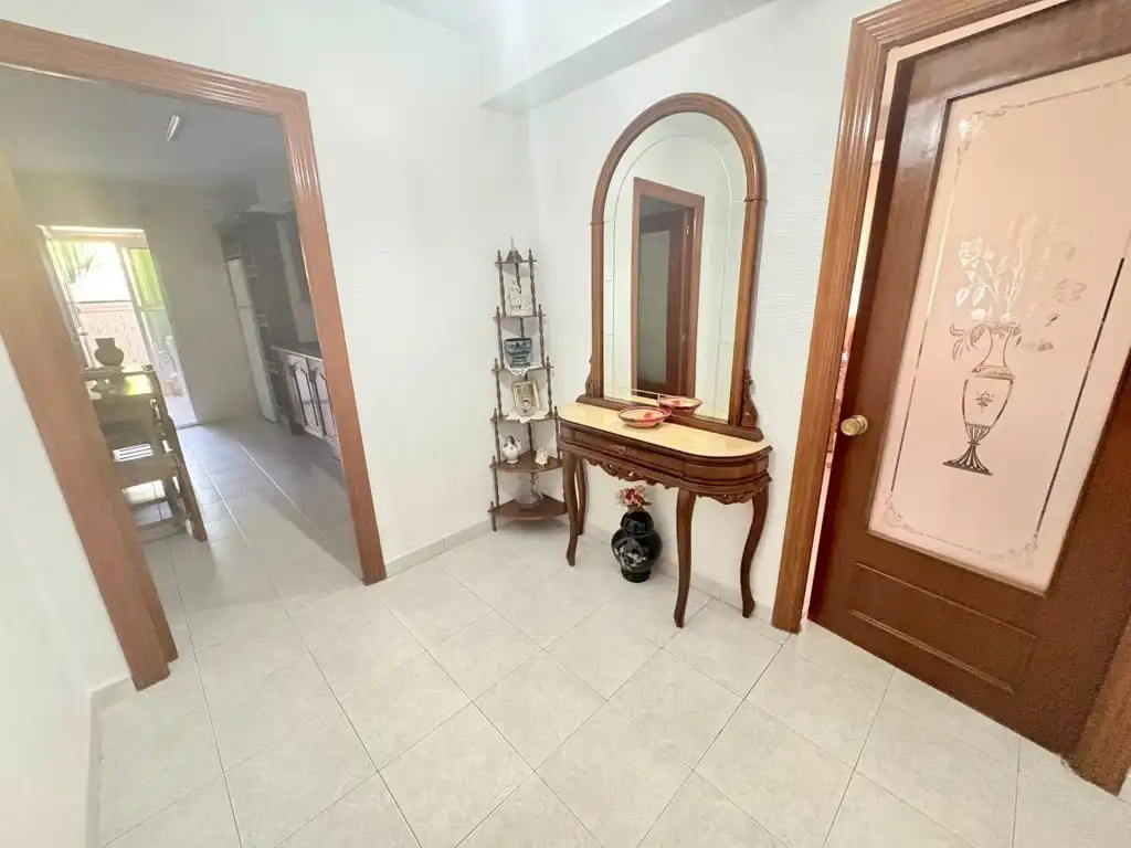 Flat for rent in Córdoba  with Balcony