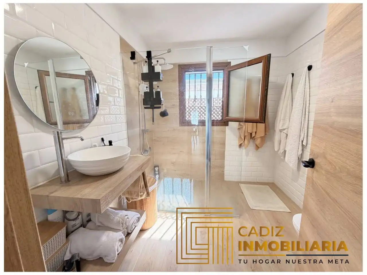 Bany de Finca rústica en venda en Chiclana de la Frontera amb Aire condicionat, Jardí privat i Terrassa