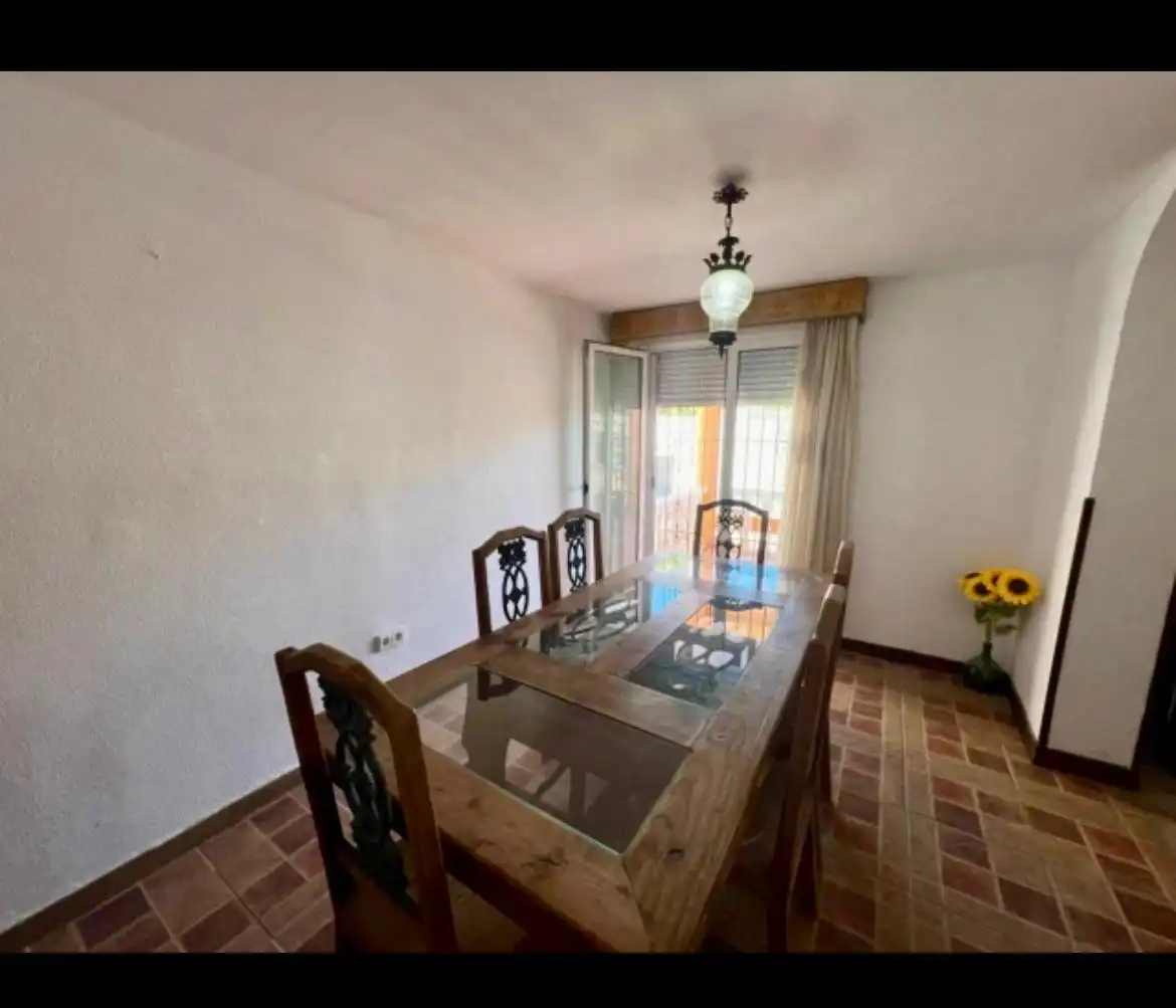 Menjador de Casa o xalet en venda en Elche / Elx amb Aire condicionat, Piscina i Moblat