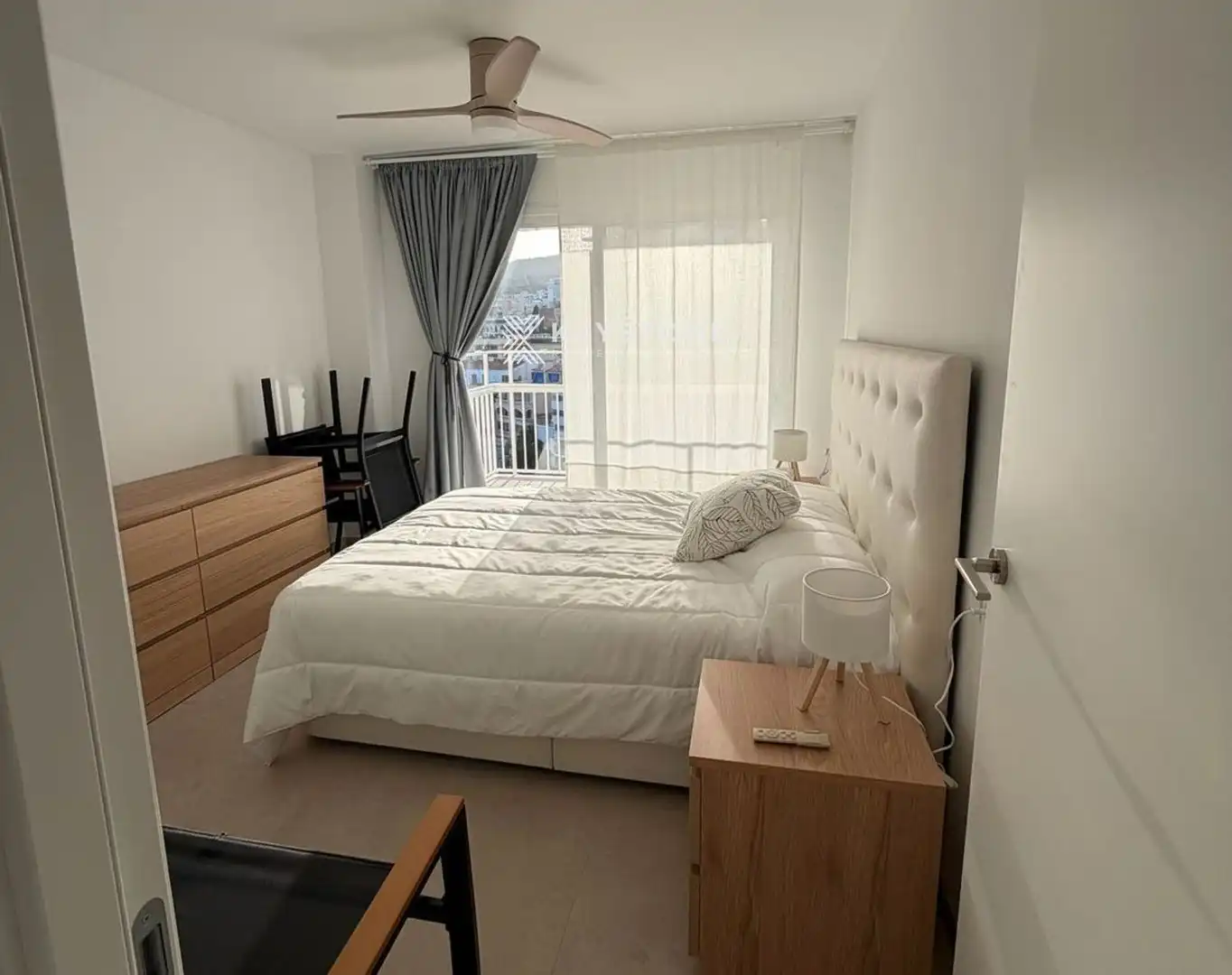 Bedroom of Flat for rent in  Palma de Mallorca  with Air Conditioner, Terrace and Swimming Pool