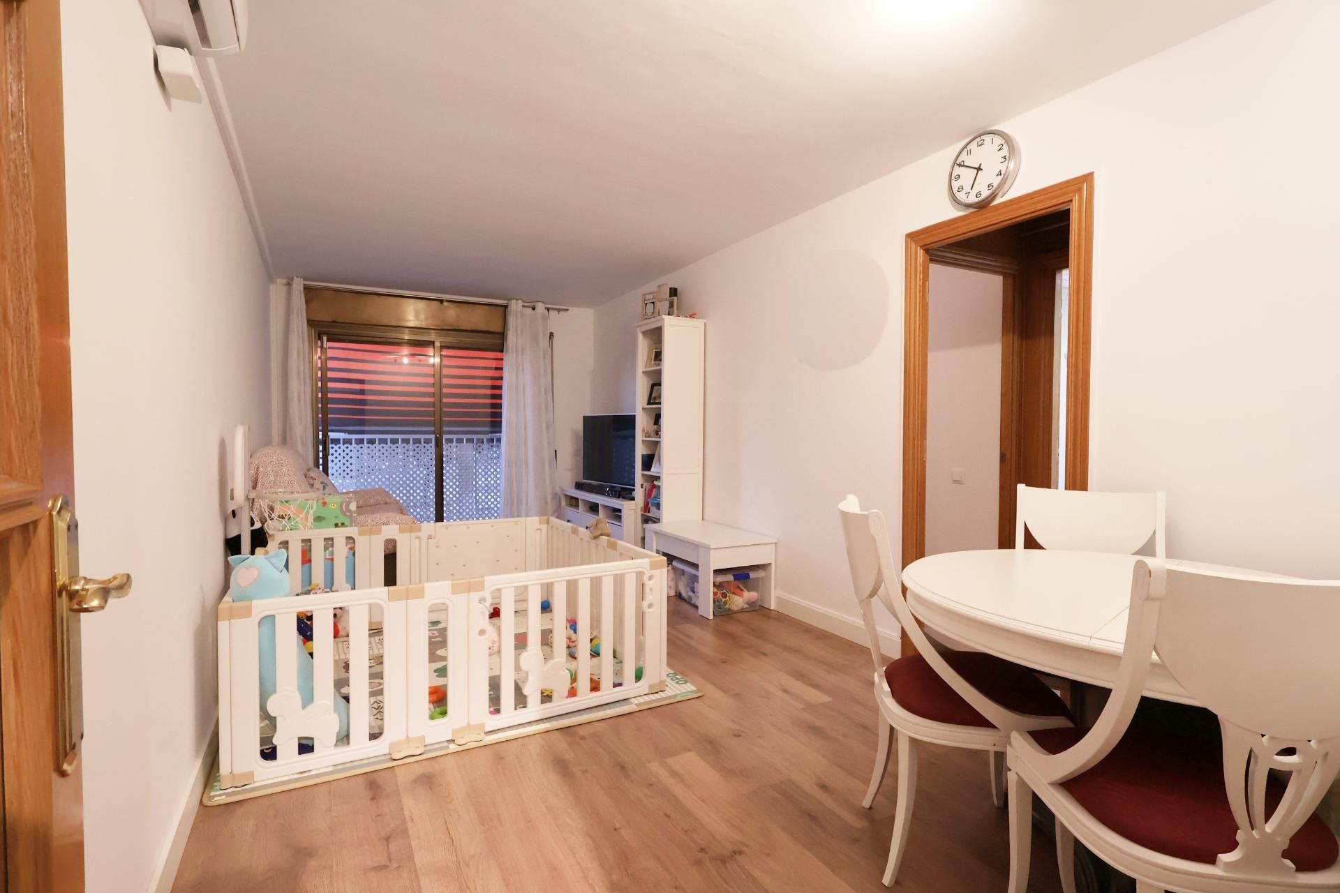 Bedroom of Flat for sale in Vilanova i la Geltrú  with Heating, Parquet flooring and Balcony