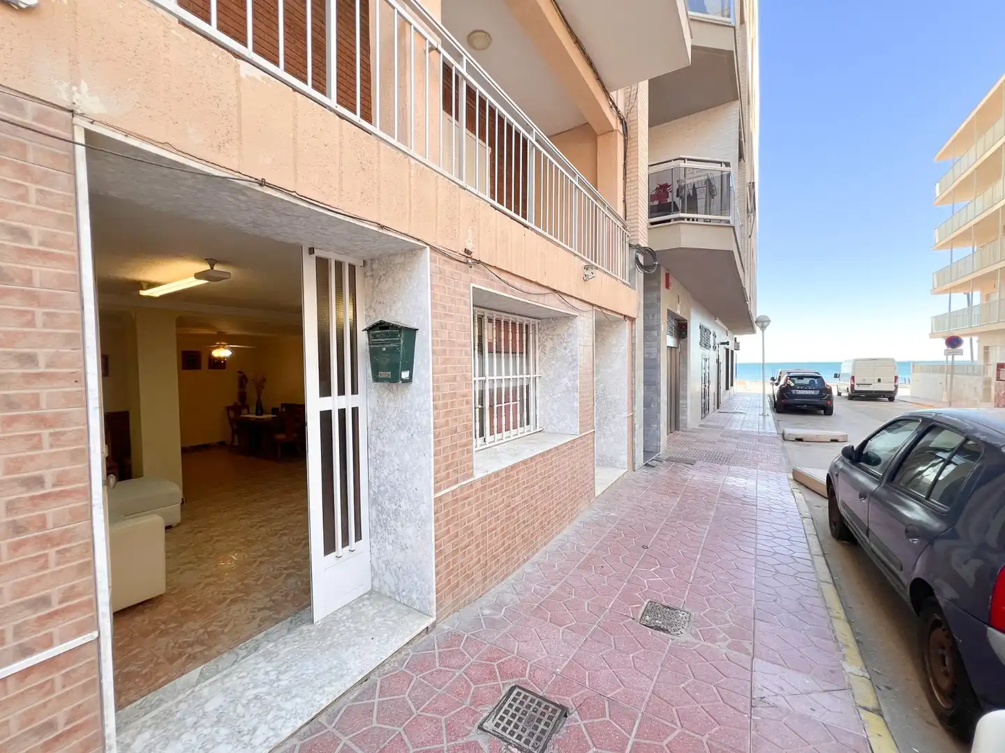 Ground floor for sale in Guardamar Playa