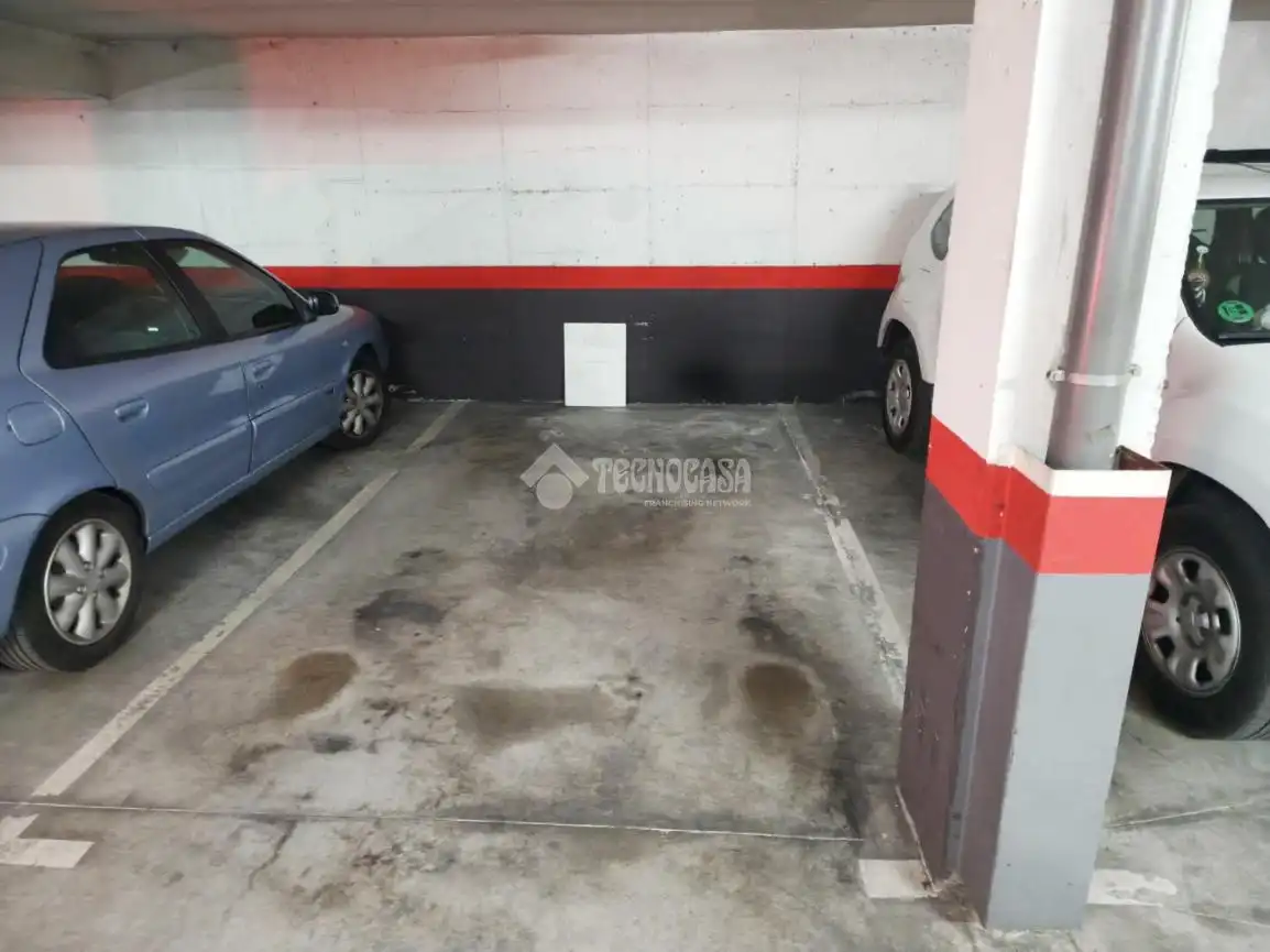 Parkplatz von Wohnung zum Verkauf in Madrid mit Klimaanlage, Heizung und Terrasse