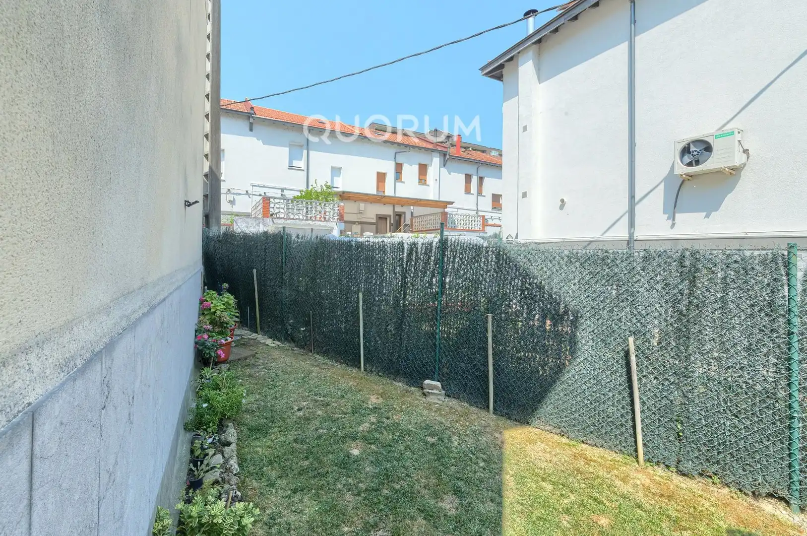 Casa adosada en venda en Basauri  amb Calefacció, Terrassa i Traster