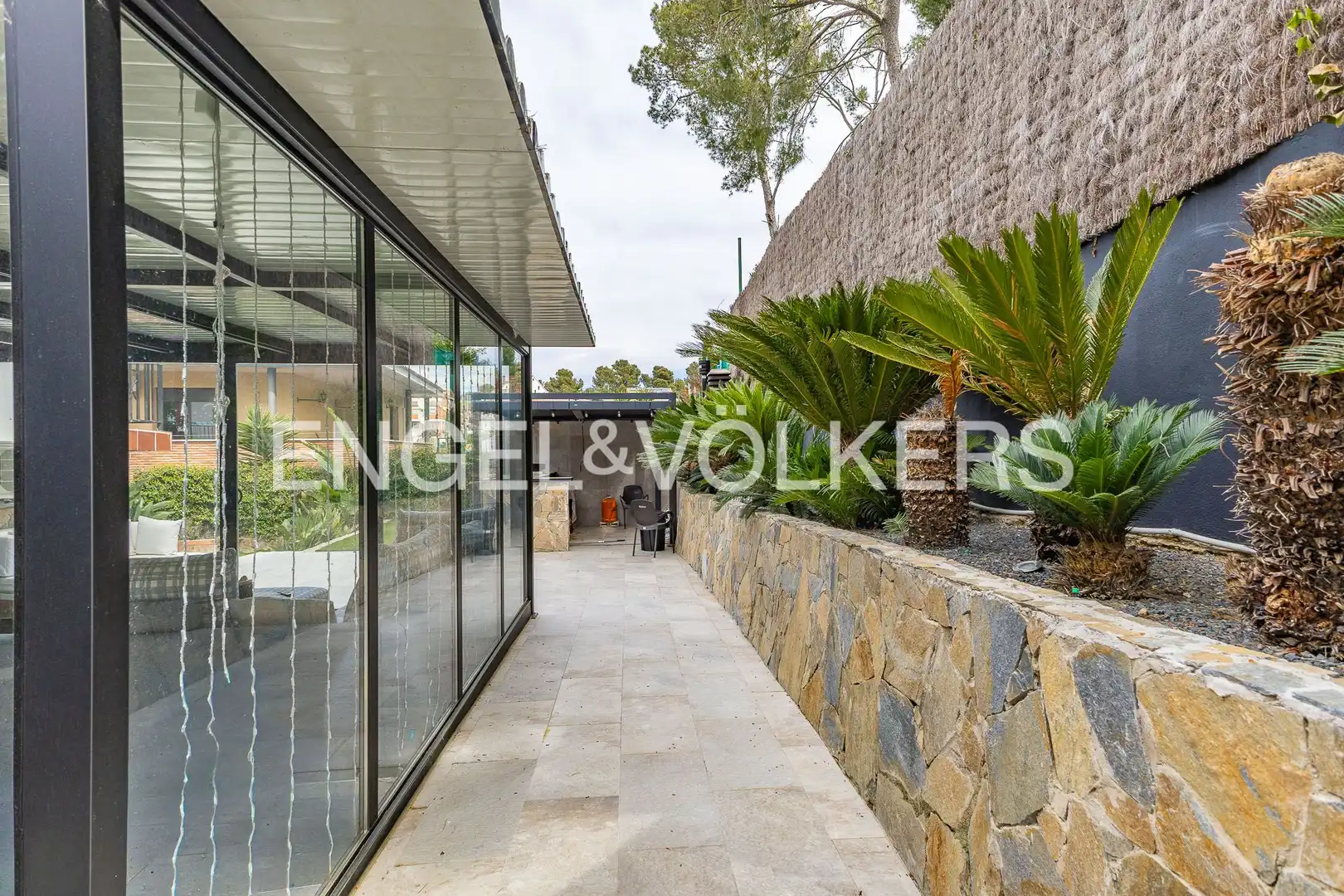 Terraza de Casa adosada en venta en Terrassa con Aire acondicionado, Calefacción y Jardín privado