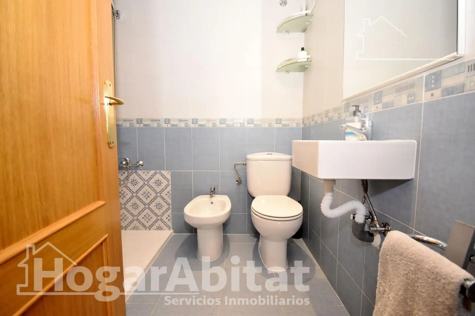 Piso con terraza en venta en Calle Penyagolosa, imagen 43