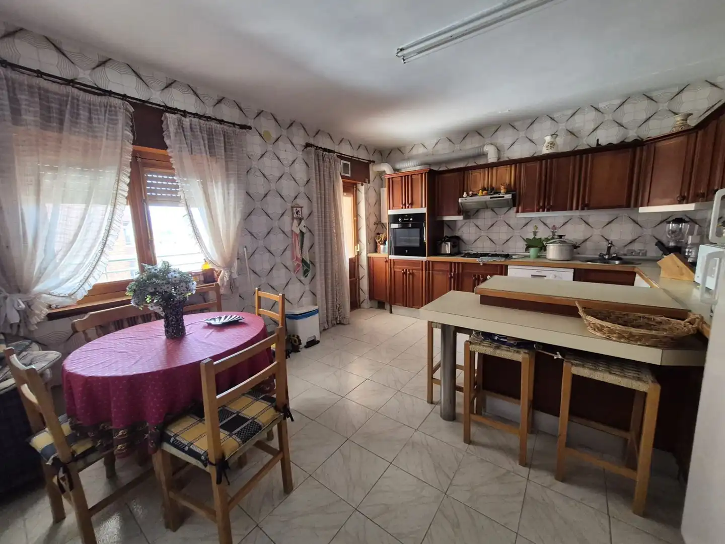 Cocina de Piso en venta en El Barraco  con Calefacción, Terraza y Amueblado