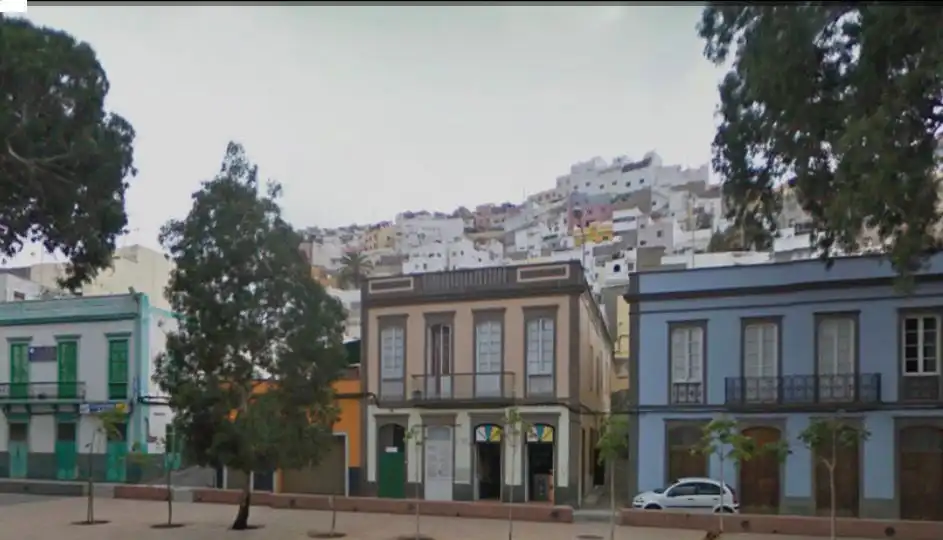 Vista exterior de Pis en venda en Las Palmas de Gran Canaria amb Moblat