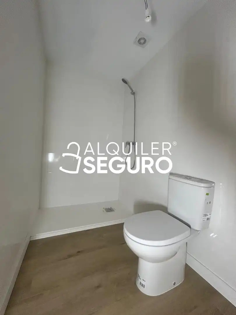 Baño de Piso de alquiler en Cenes de la Vega con Terraza
