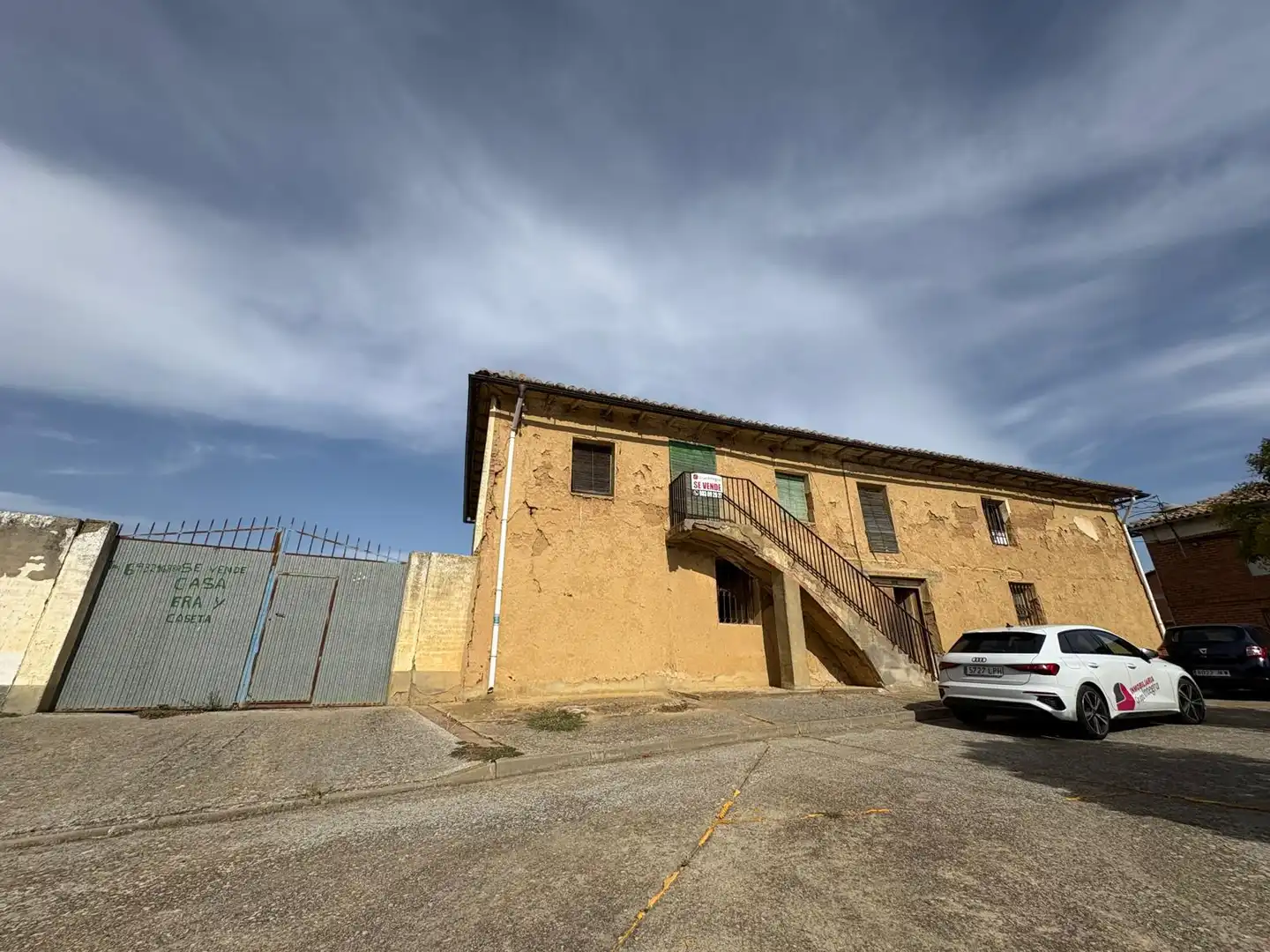 Vista exterior de Finca rústica en venta en Villalba de la Loma con Jardín privado y Trastero
