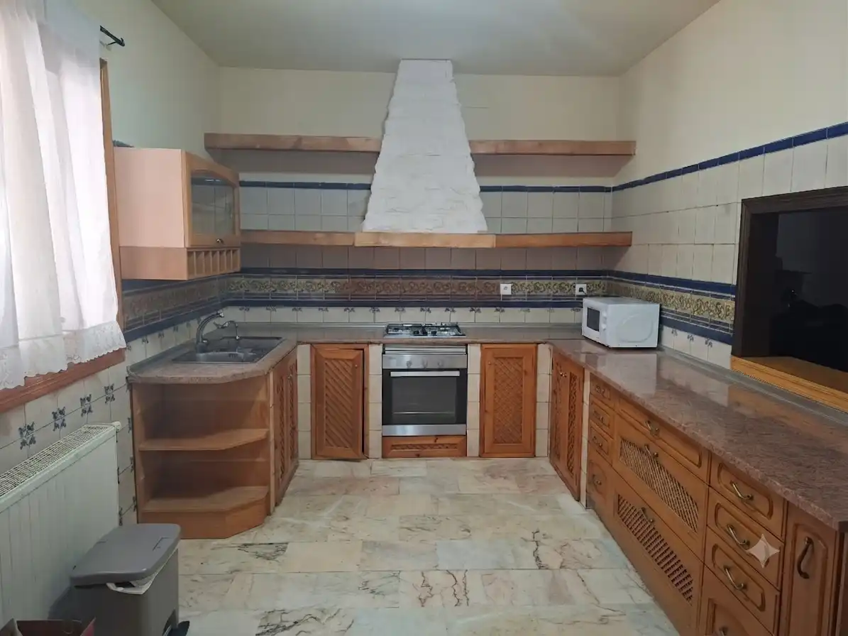 Cuina de Casa adosada en venda en Torralba de Calatrava amb Aire condicionat, Calefacció i Terrassa