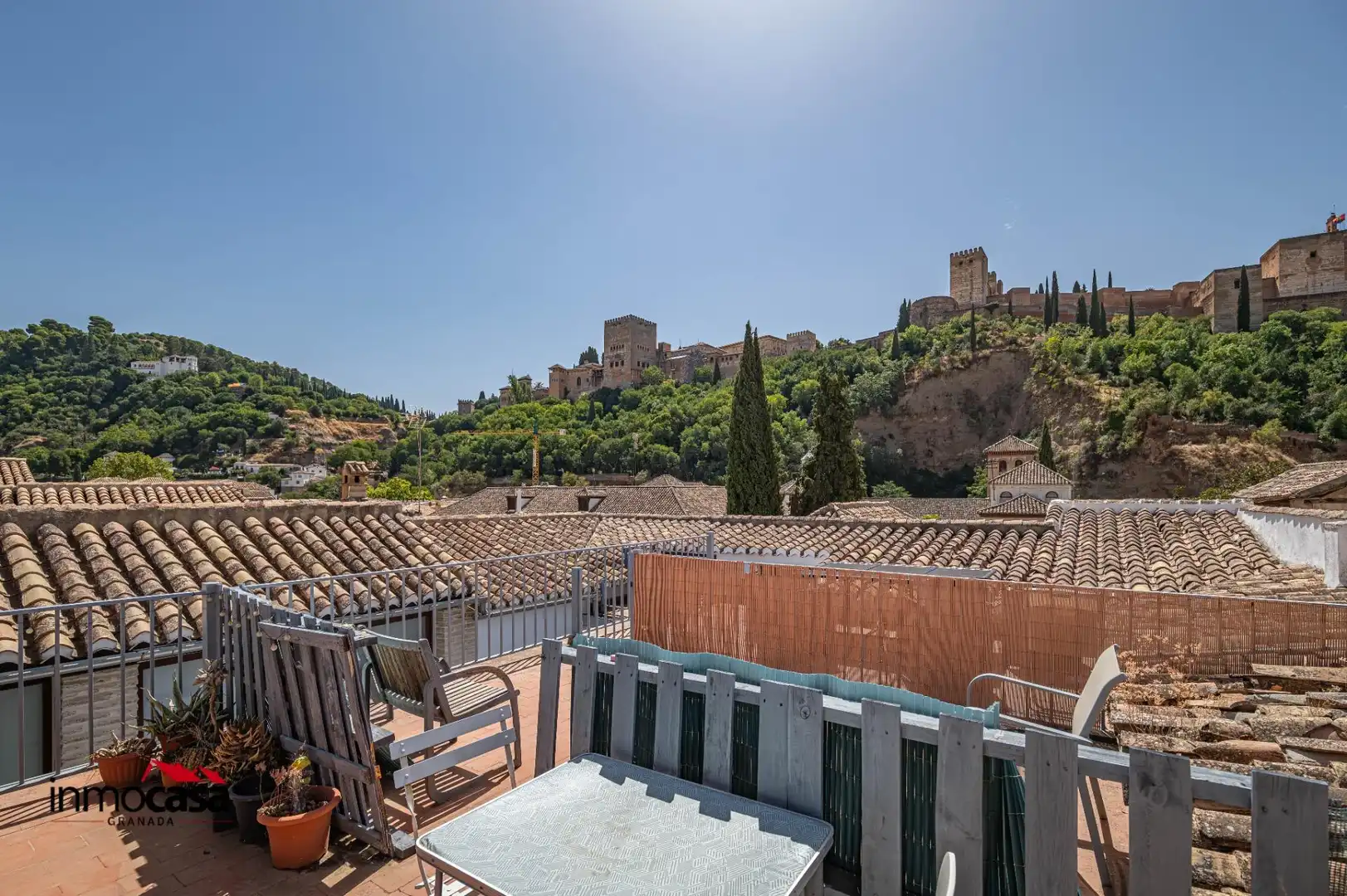 Vista exterior de Pis en venda en Granada amb Terrassa, Traster i Moblat