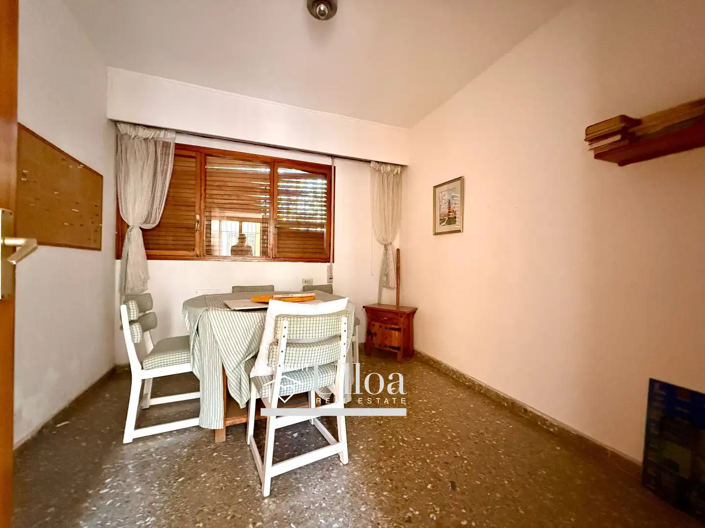 Vista exterior de Casa o xalet en venda en Alicante / Alacant amb Aire condicionat, Jardí privat i Terrassa