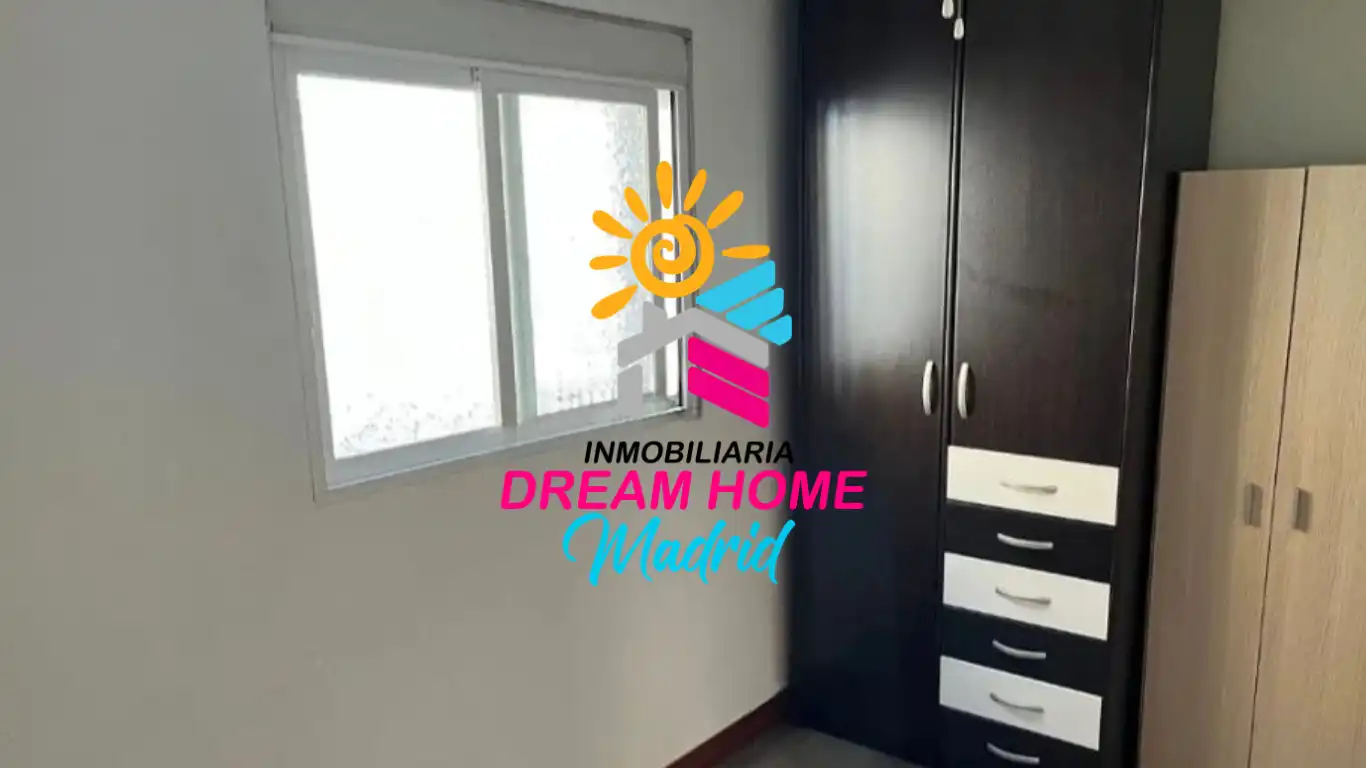 Bedroom of Flat for sale in Madrid  with Heating and Furnished