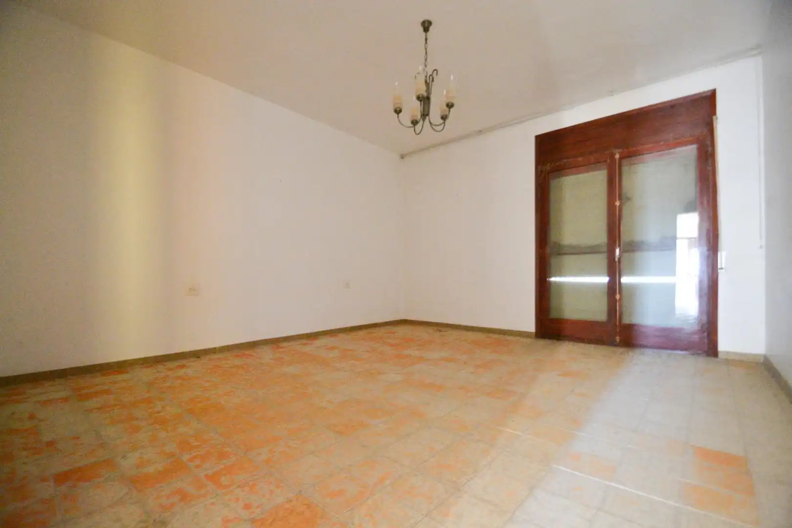 Piso en venta en ROBERT GRAUPERA, 220, Deltebre