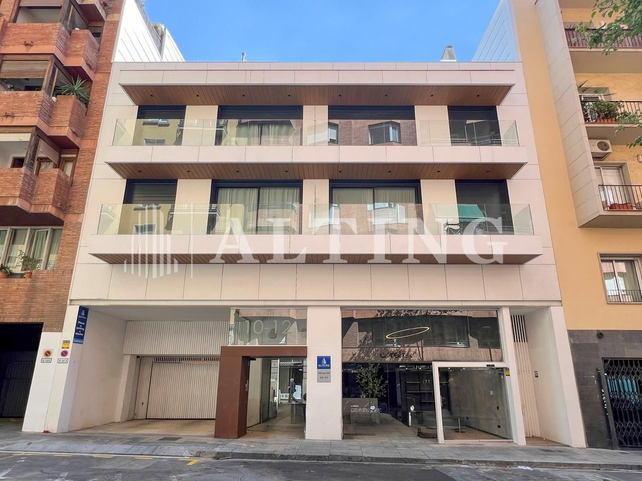 Exterior view of Premises for sale in  Barcelona Capital  with Air Conditioner