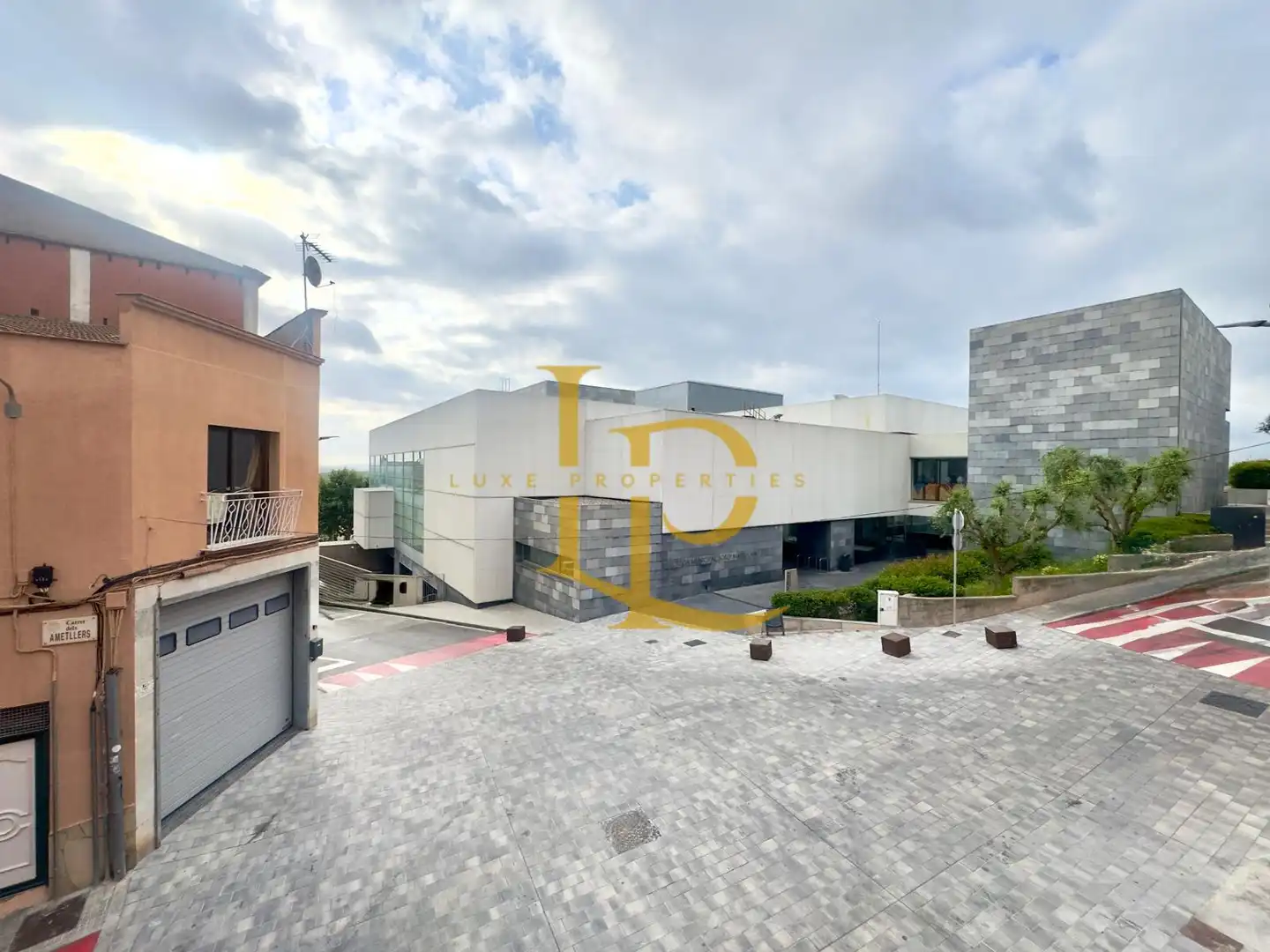 Exterior view of Flat for sale in Castellbisbal  with Air Conditioner, Heating and Oven